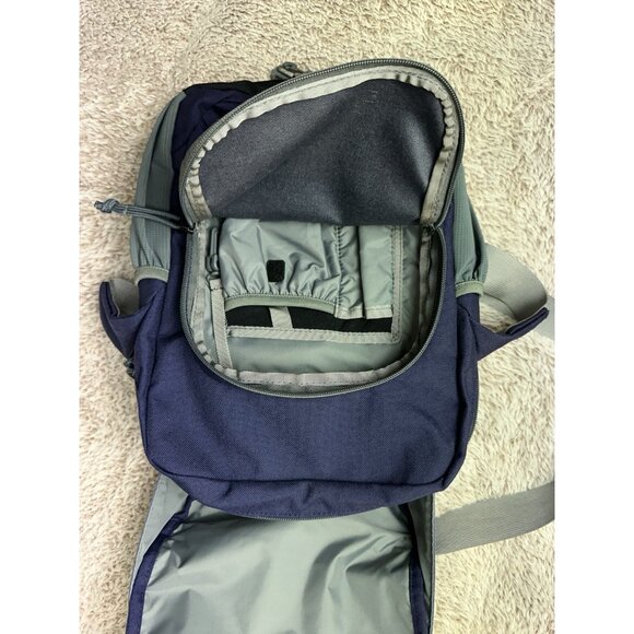 L.L. Bean Classic Campus Electronic Tablet Bag Crossbody Blue - Picture 8 of 16